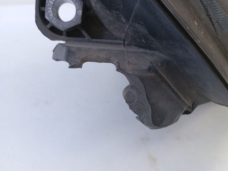 Recambio de faro izquierdo xenon para iveco daily vi furgoneta 35s18, 35c18, 40c18, 50c18, 60c18, 65c18, 70c18 referencia OEM IA