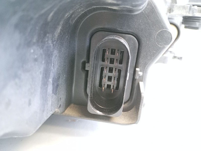 Recambio de faro izquierdo xenon para volkswagen polo vi (aw1, bz1, ae1) 1.0 tsi referencia OEM IAM 2G1941005D 73467392 