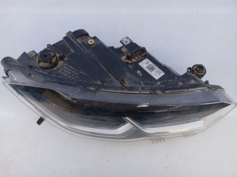 Recambio de faro derecho xenon para volkswagen polo vi (aw1, bz1, ae1) 1.0 tsi referencia OEM IAM 2G1941006D 73467394 