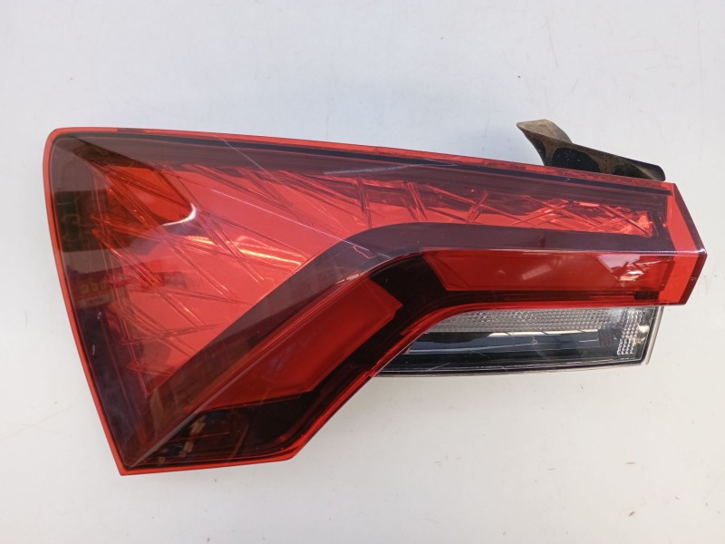 Recambio de piloto trasero izquierdo para skoda scala (nw1) 1.0 tsi referencia OEM IAM 657945207A  
