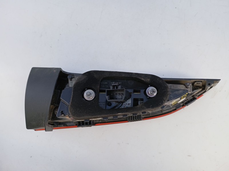 Recambio de piloto trasero izquierdo porton para skoda scala (nw1) 1.0 tsi referencia OEM IAM 657945307B  