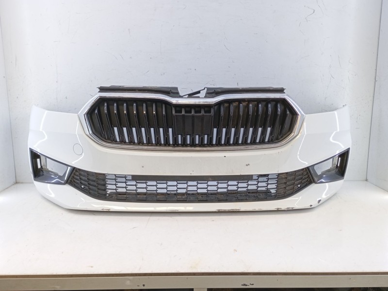Recambio de paragolpes delantero para skoda fabia iv (pj3) 1.0 tsi referencia OEM IAM   