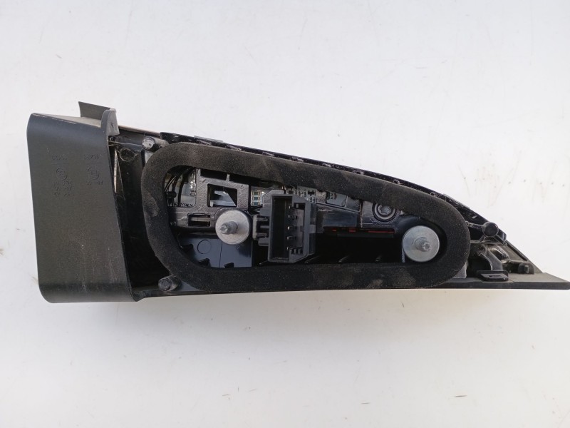 Recambio de piloto trasero derecho porton para skoda kamiq (nw4) 1.0 tsi referencia OEM IAM 658945308A  