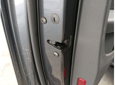 CERRADURA PUERTA DELANTERA IZQUIERDA 