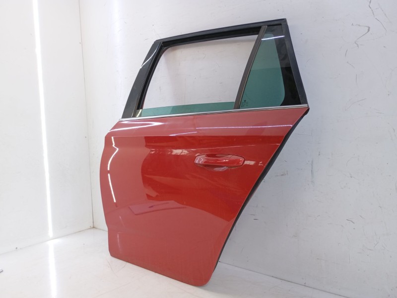 Recambio de puerta trasera izquierda para skoda kamiq (nw4) 1.0 tsi referencia OEM IAM   
