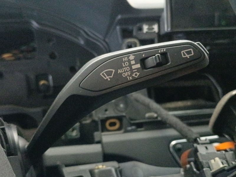 Recambio de mando limpia para audi q5 (fyb, fyg) 35 tdi mild hybrid referencia OEM IAM   