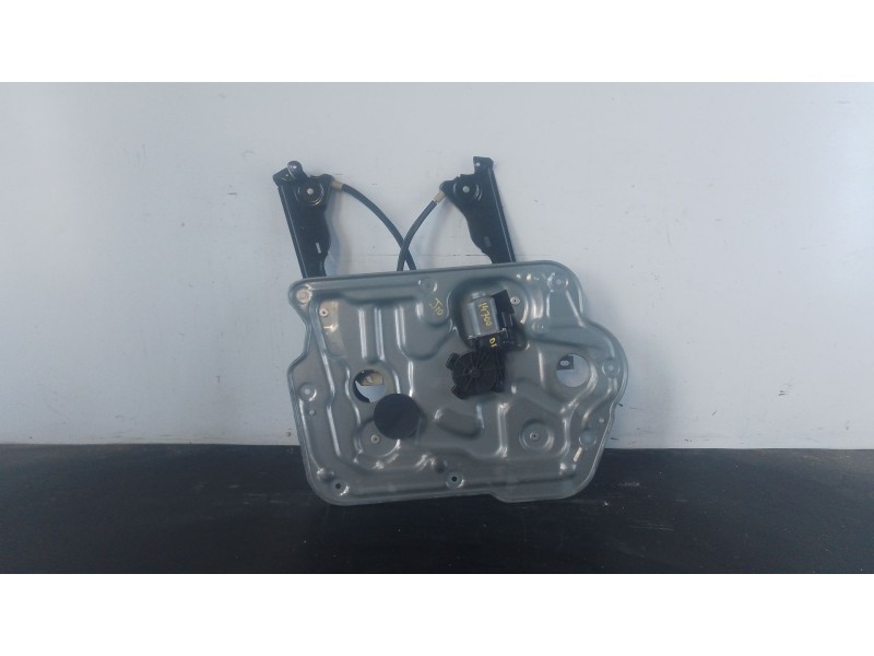 Recambio de elevalunas delantero izquierdo para nissan qashqai i (j10, nj10) 2.0 dci a las 4 ruedas referencia OEM IAM   
