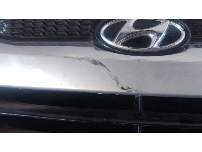 Recambio de rejilla delantera para hyundai ix35 classic 2wd referencia OEM IAM   