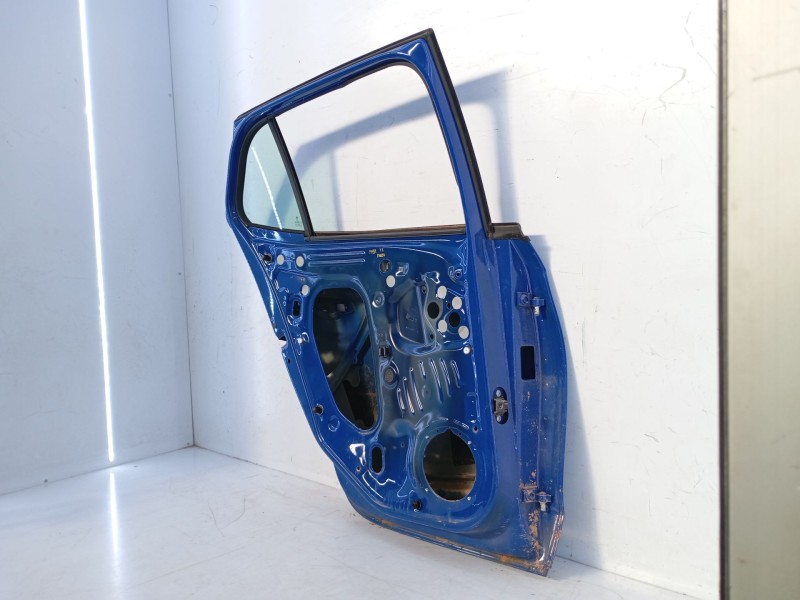 Recambio de puerta trasera izquierda para skoda fabia iv (pj3) 1.0 tsi referencia OEM IAM   