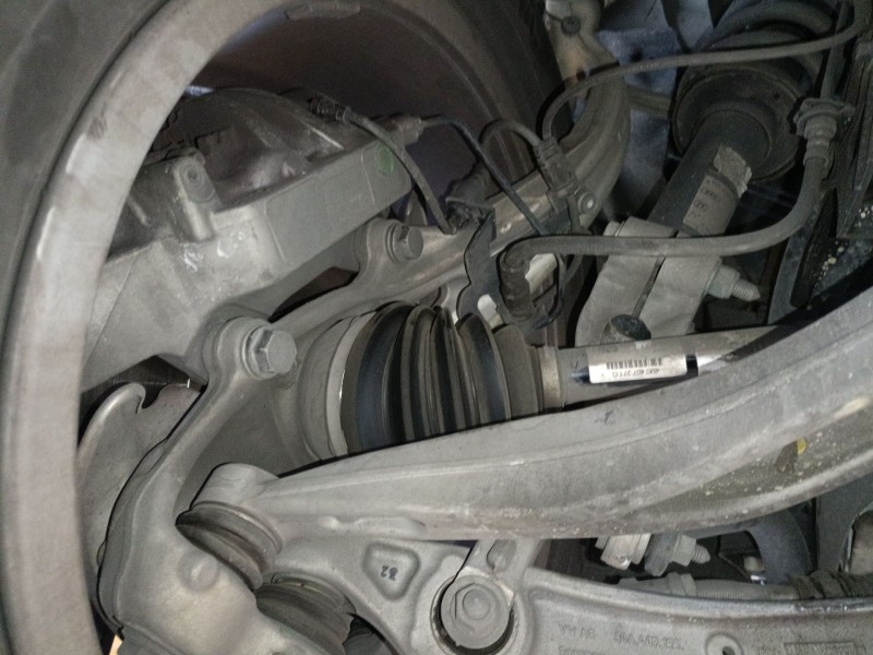 Recambio de mangueta delantera izquierda para audi q5 (fyb, fyg) 35 tdi mild hybrid referencia OEM IAM   