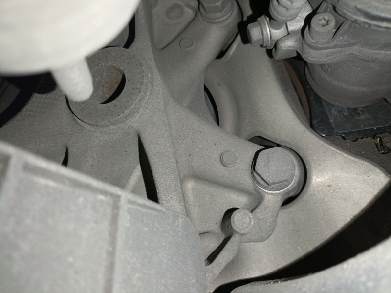 Recambio de mangueta trasera izquierda para audi q5 (fyb, fyg) 35 tdi mild hybrid referencia OEM IAM   