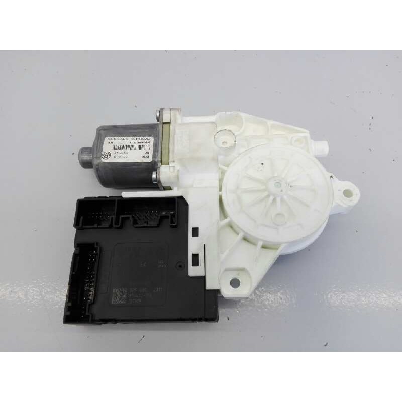 Recambio de motor elevalunas delantero izquierdo para volkswagen tiguan (5n1) advance bluemotion referencia OEM IAM 5N0959701G C