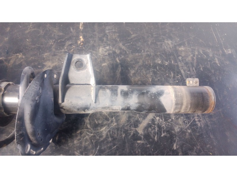 Recambio de amortiguador delantero derecho para seat leon (5f1) 1.4 tsi referencia OEM IAM 5Q0413023FM  P1-B5-14