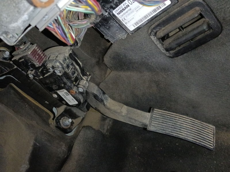 Recambio de pedal acelerador para nissan pathfinder iii (r51) 2.5 dci 4wd referencia OEM IAM   