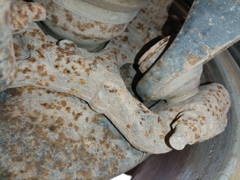 Recambio de mangueta trasera izquierda para nissan pathfinder iii (r51) 2.5 dci 4wd referencia OEM IAM   