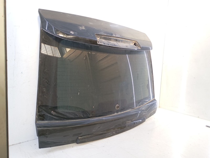 Recambio de porton trasero para land rover range rover sport v8 td se referencia OEM IAM   