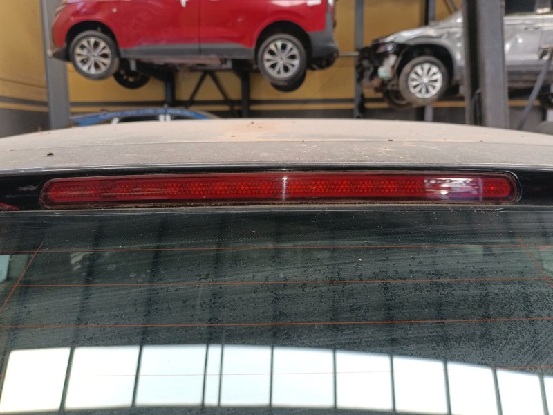 Recambio de luz central de freno para audi a3 (8p1) 2.0 tdi 16v referencia OEM IAM   