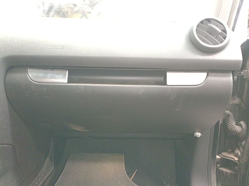 Recambio de guantera para audi a3 (8p1) 2.0 tdi 16v referencia OEM IAM   