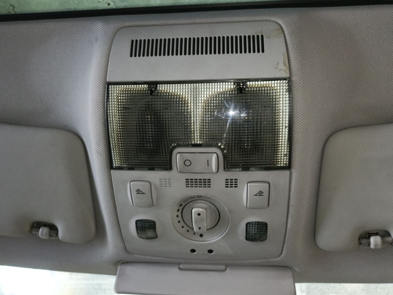 Recambio de luz interior para audi a3 (8p1) 2.0 tdi 16v referencia OEM IAM   