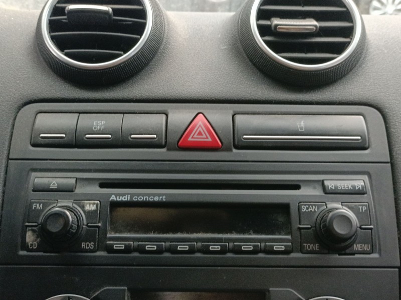 Recambio de sistema audio / radio cd para audi a3 (8p1) 2.0 tdi 16v referencia OEM IAM   