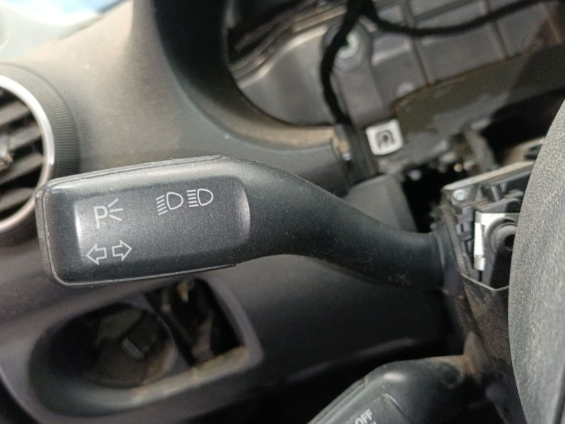 Recambio de mando intermitentes para audi a3 (8p1) 2.0 tdi 16v referencia OEM IAM   