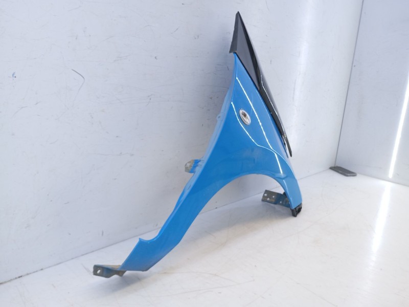 Recambio de aleta delantera derecha para toyota aygo (_b4_) 1.0 (kgb40) referencia OEM IAM   E4-A3-1