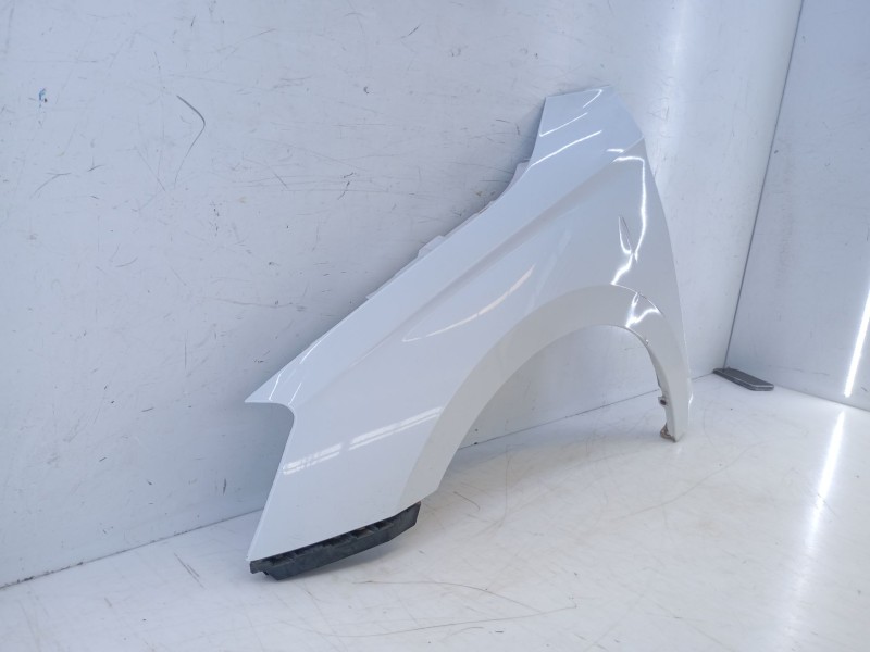 Recambio de aleta delantera izquierda para skoda fabia iv (pj3) 1.0 tsi referencia OEM IAM   E4-A3-1