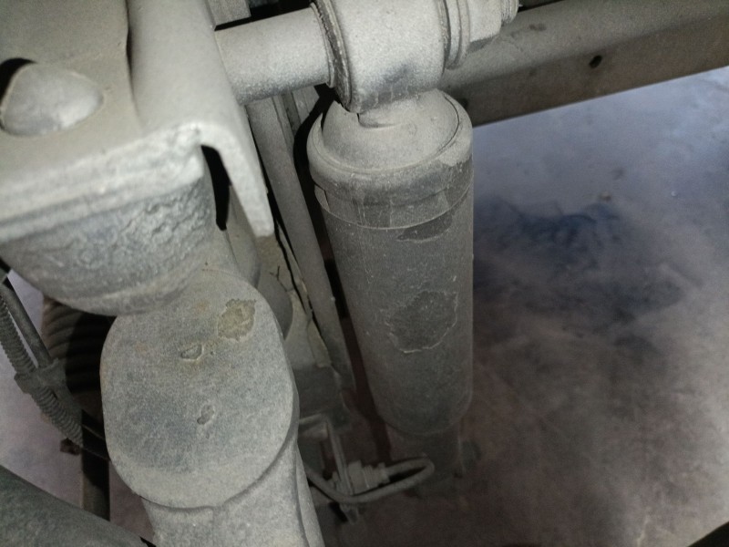 Recambio de amortiguador delantero izquierdo para iveco daily iv caja/chasis 35c12, 35s12 referencia OEM IAM   