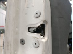 CERRADURA PUERTA DELANTERA IZQUIERDA 