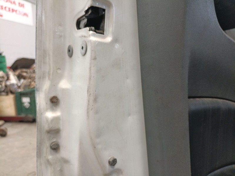 Recambio de puerta delantera izquierda para iveco daily iv caja/chasis 35c12, 35s12 referencia OEM IAM   