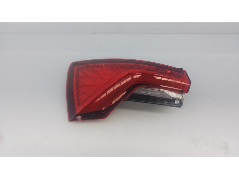 Recambio de piloto trasero izquierdo para skoda scala (nw1) 1.0 tsi referencia OEM IAM   