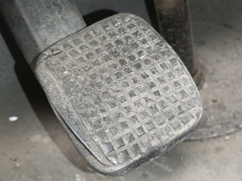 Recambio de pedal embrague para iveco daily iv caja/chasis 35c12, 35s12 referencia OEM IAM   