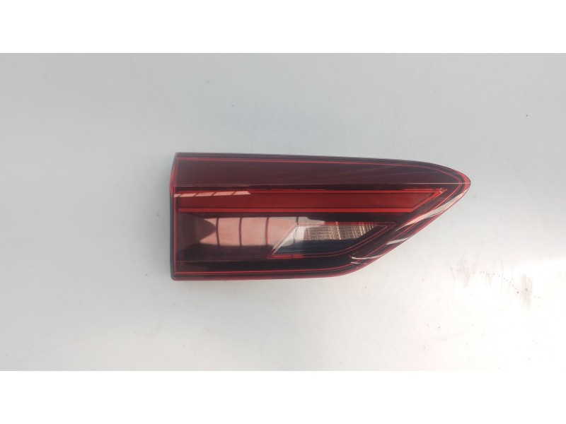 Recambio de piloto trasero izquierdo porton para volkswagen polo vi (aw1, bz1, ae1) 1.0 tsi referencia OEM IAM   