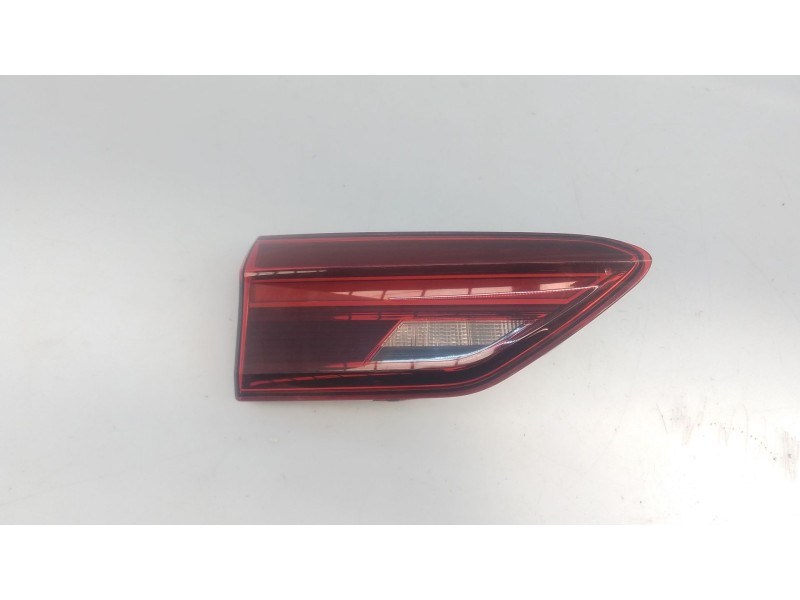 Recambio de piloto trasero izquierdo porton para volkswagen polo vi (aw1, bz1, ae1) 1.0 tsi referencia OEM IAM   