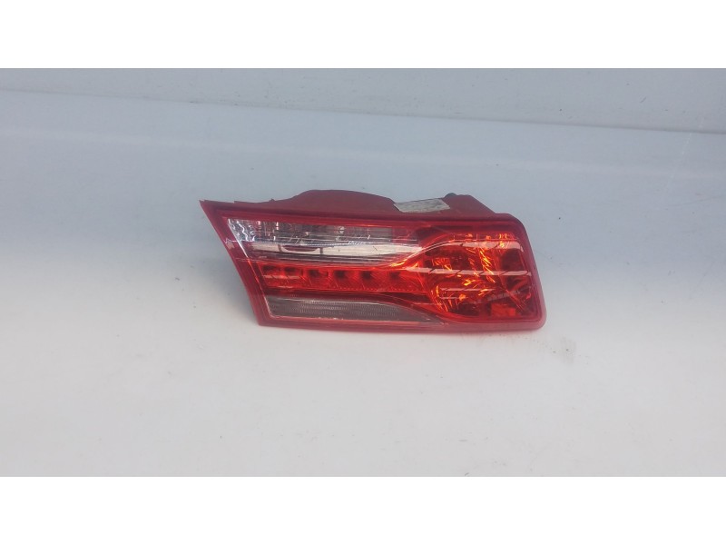 Recambio de piloto trasero izquierdo porton para renault laguna coupe gt referencia OEM IAM   
