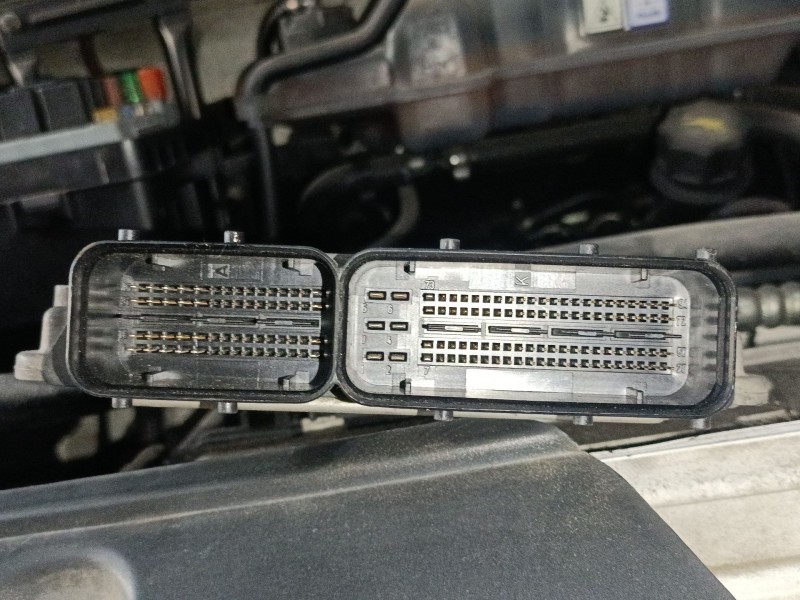 Recambio de centralita motor uce para iveco daily iv caja/chasis 35c12, 35s12 referencia OEM IAM 504121602 0281012193 