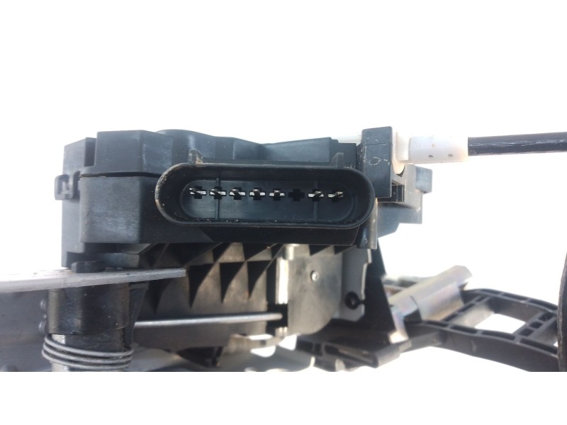 Recambio de cerradura puerta delantera izquierda para ford transit v363 furgoneta (fcd, fdd) 2.0 ecoblue referencia OEM IAM BK31