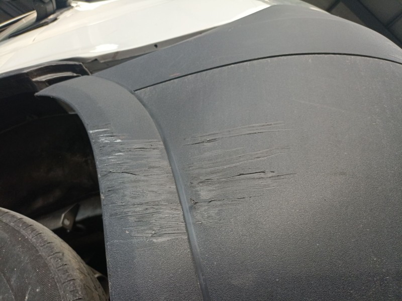 Recambio de paragolpes delantero para iveco daily iv caja/chasis 35c12, 35s12 referencia OEM IAM   