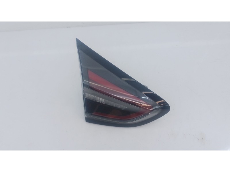 Recambio de piloto trasero izquierdo porton para ford puma (j2k, cf7) 1.0 ecoboost mhev referencia OEM IAM   