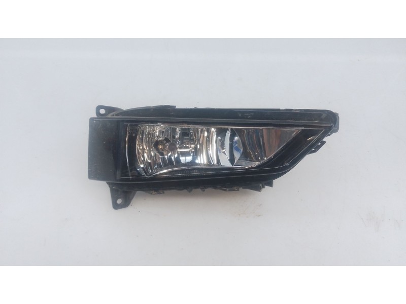 Recambio de faro antiniebla derecho para skoda fabia iv (pj3) 1.0 tsi referencia OEM IAM   