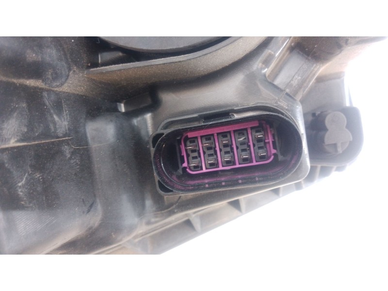Recambio de faro derecho para volkswagen crafter furgoneta (sy_, sx_) 2.0 tdi rwd referencia OEM IAM   