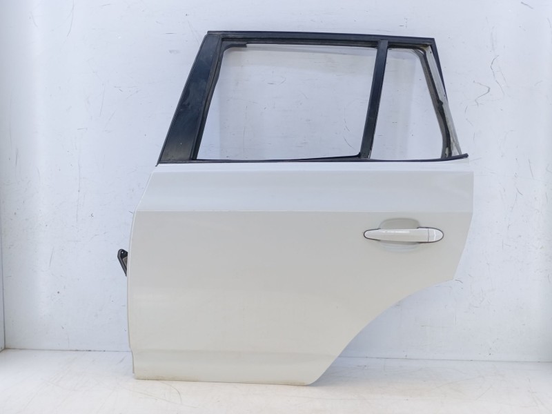 Recambio de puerta trasera izquierda para bmw x3 (e83) 2.0d referencia OEM IAM   