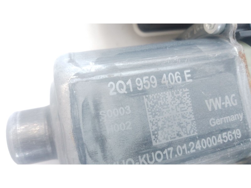 Recambio de elevalunas delantero derecho para volkswagen taigo (cs1) 1.0 tsi referencia OEM IAM   