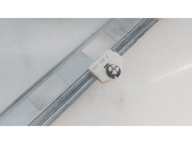 Recambio de elevalunas delantero izquierdo para renault master iii caja/chasis (ev, hv, uv) 2.3 dci 145 rwd (uv0f, uv0e, hv0e, h