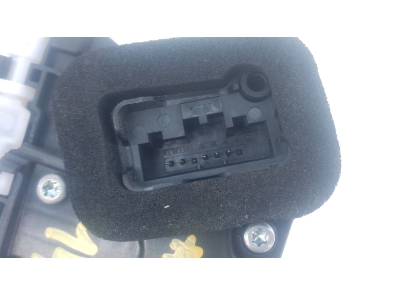Recambio de cerradura puerta trasera derecha para skoda kamiq (nw4) 1.0 tsi referencia OEM IAM   