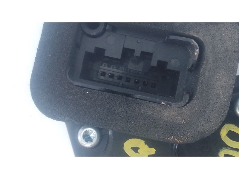 Recambio de cerradura puerta trasera izquierda para skoda kamiq (nw4) 1.0 tsi referencia OEM IAM   