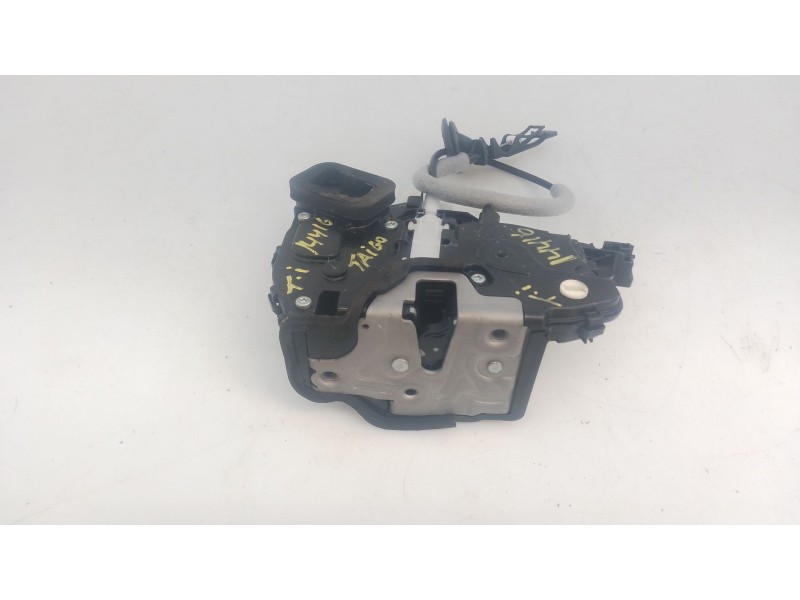 Recambio de cerradura puerta trasera izquierda para volkswagen taigo (cs1) 1.0 tsi referencia OEM IAM   