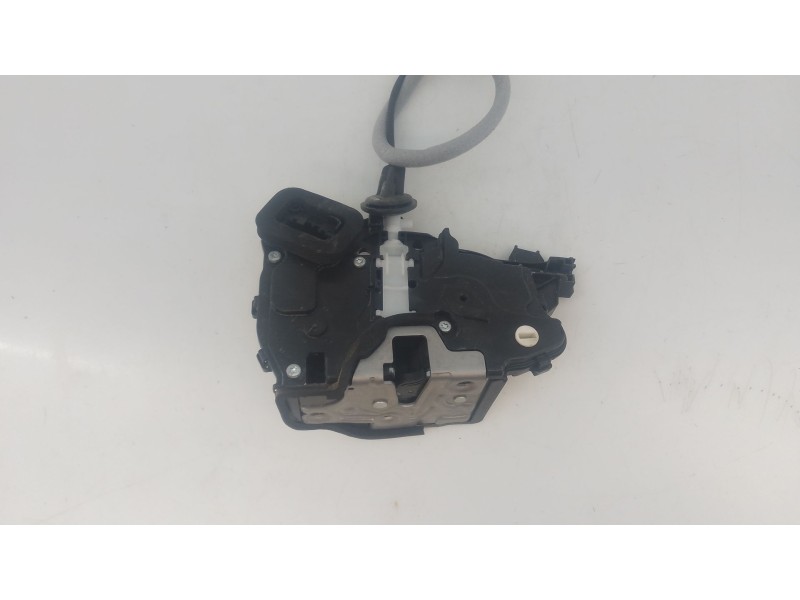 Recambio de cerradura puerta trasera izquierda para volkswagen polo vi (aw1, bz1, ae1) 1.0 tsi referencia OEM IAM   