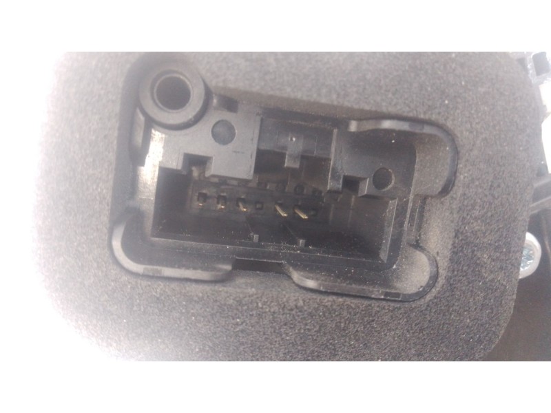 Recambio de cerradura puerta trasera izquierda para skoda fabia iv (pj3) 1.0 tsi referencia OEM IAM   