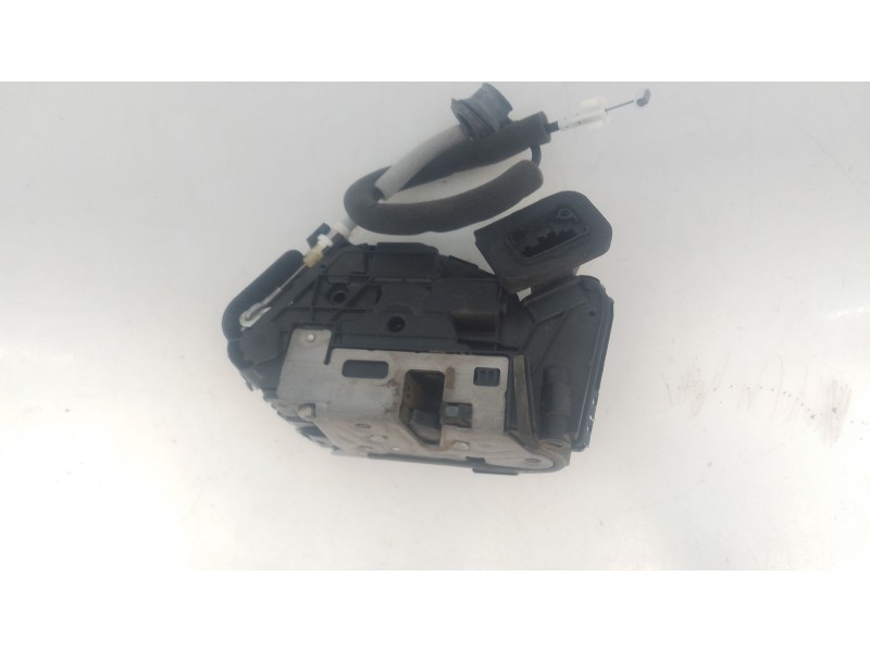 Recambio de cerradura puerta delantera derecha para audi a1 sportback (gba) 30 tfsi referencia OEM IAM   